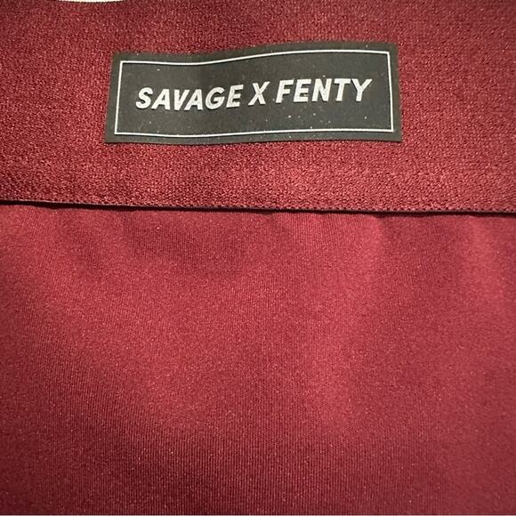 Savage X Fenty By Rihanna High-Waist Pocket Legging SZ M - Picture 8 of 14